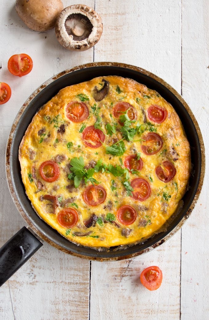 An English breakfast frittata in a pan