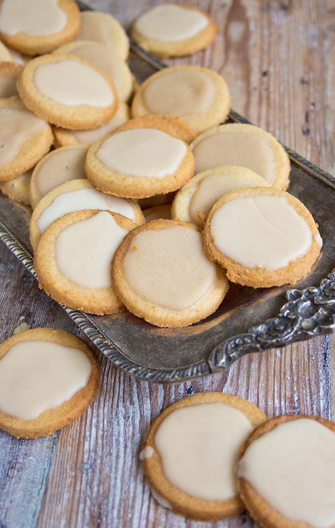 Low Carb Keto Shortbread Cookies - Sugar Free Londoner