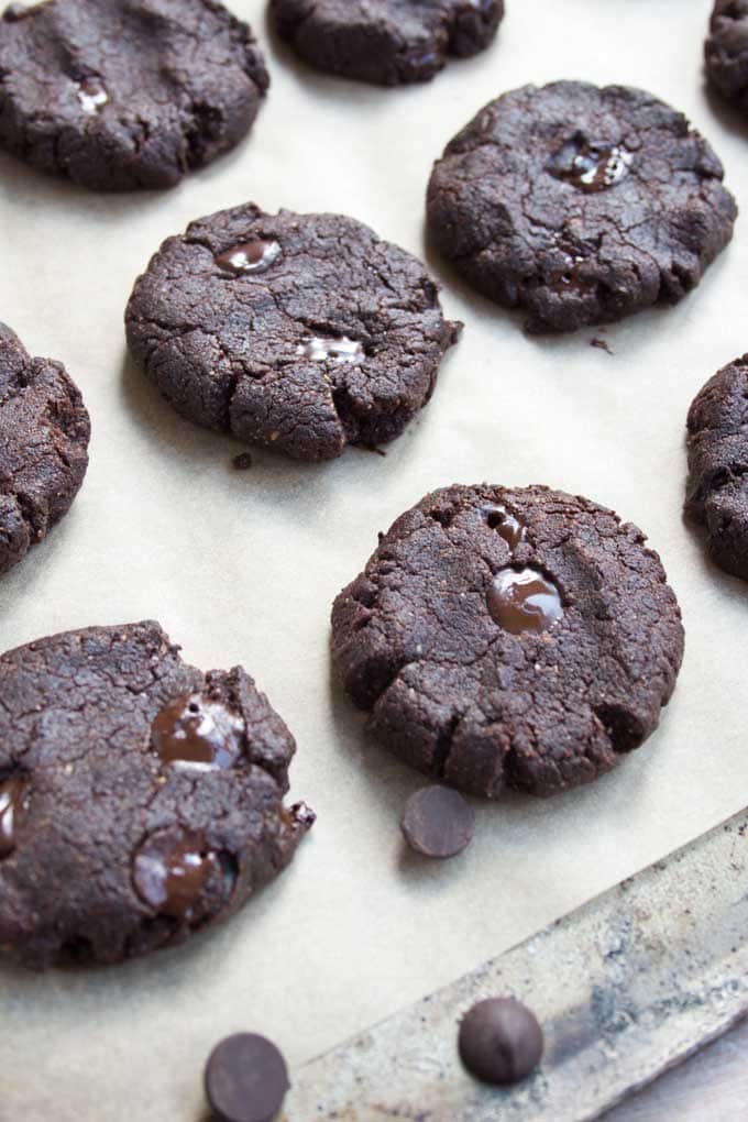 A baking tray with Keto almond butter brownie cookies 