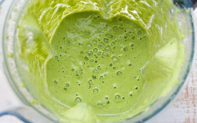 green smoothie in the blender