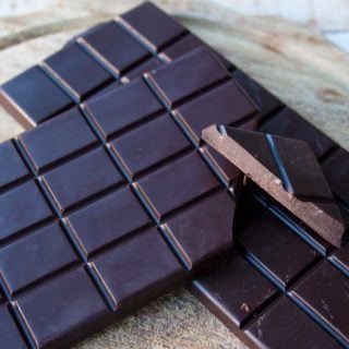 2 low carb chocolate bars