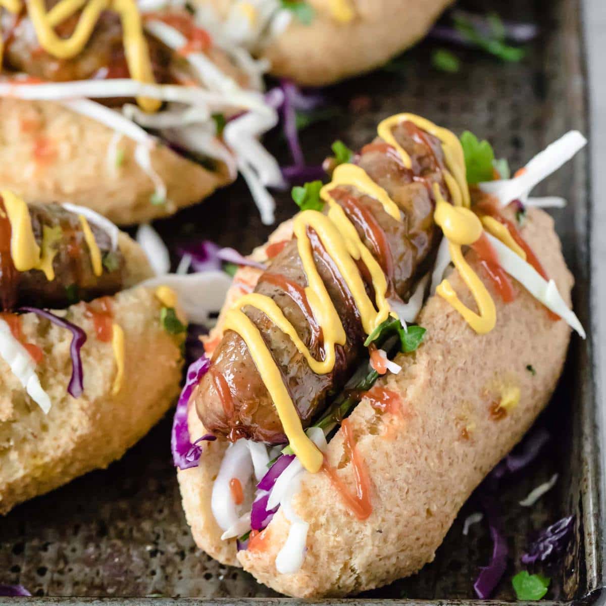 Bonfire Night Hot Dogs - Bonfire Night Food ideas and recipe - loaded hot  dogs - Autumn food/ recipe