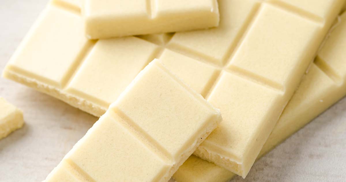 a bar of white chocolate broken into pieces