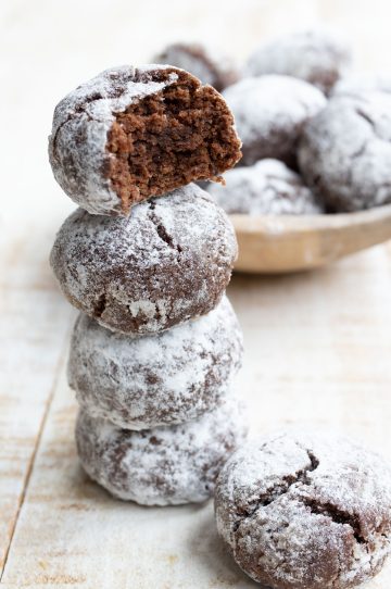 Keto Chocolate Amaretti Cookies – Sugar Free Londoner