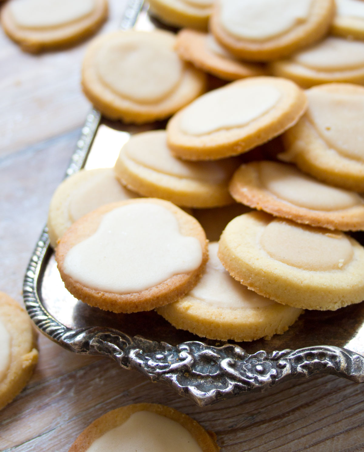 A silver tray with shortbread cookies.