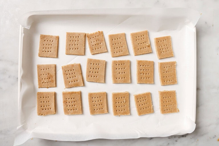Keto Graham Crackers (Crispy, Easy) – Sugar Free Londoner