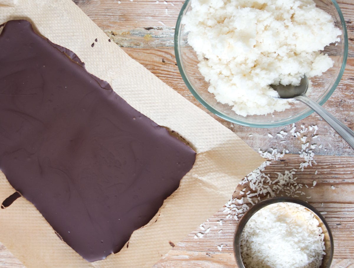 Chocolate base for the bounty bark.