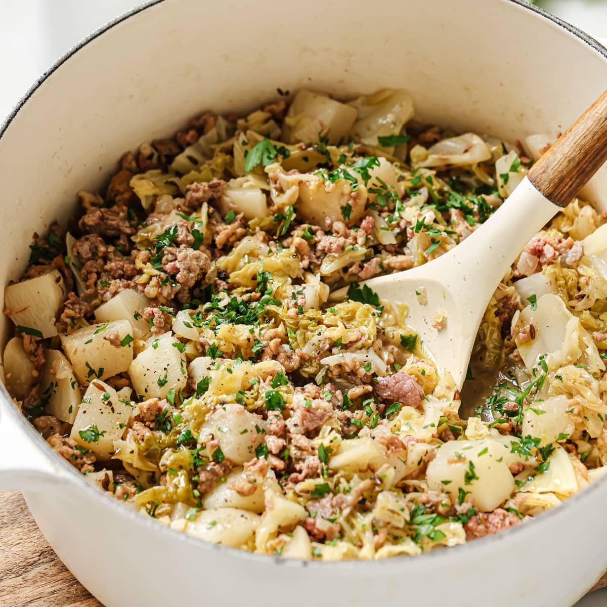 German Cabbage Stew With Ground Beef